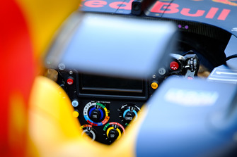 Red Bull RB14, dettaglio dell'abitacolo