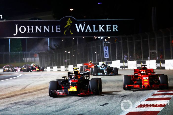 Acción al inicio del GP de Singapur