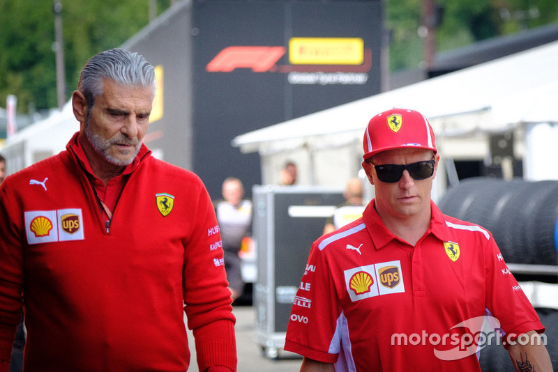 Kimi Raikkonen, Ferrari, Maurizio Arrivabene, Team Principal, Ferrari