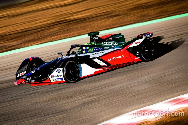Audi e-tron FE06