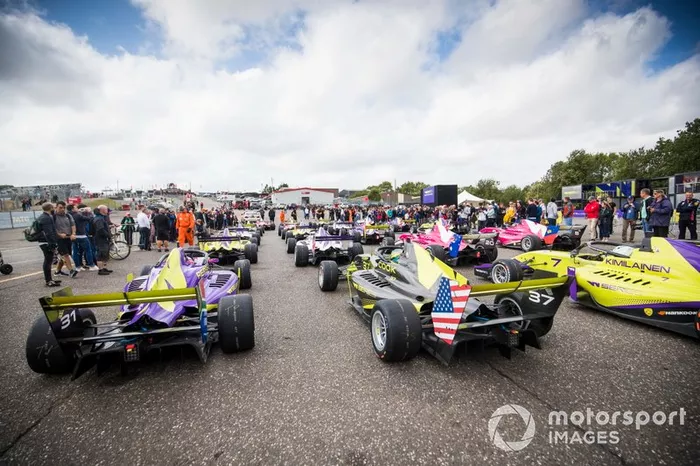 Coches en Parc Ferme