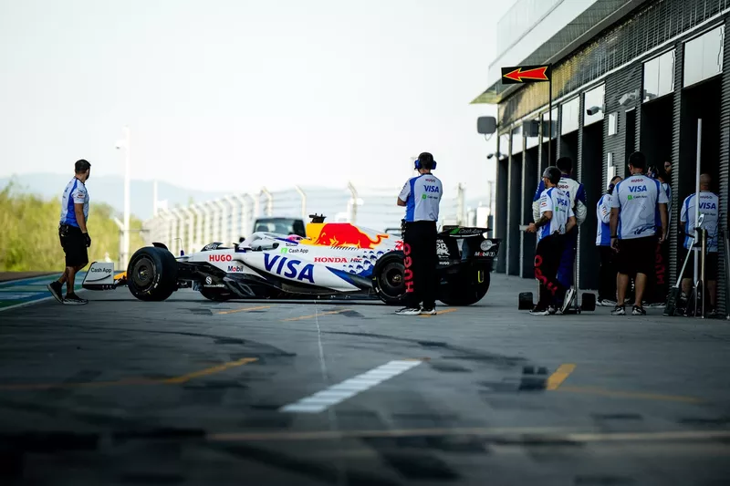 Liam Lawson, Racing Bulls, essais Pirelli Hungaroring