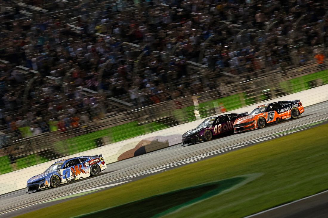 Chase Elliott, Hendrick Motorsports Chevrolet, Alex Bowman, Hendrick Motorsports Chevrolet, Brad Keselowski, Roush Fenway Keselowski Racing Ford