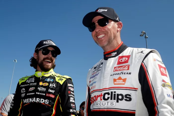 Ryan Blaney, Team Penske Ford, Denny Hamlin, Joe Gibbs Racing Toyota