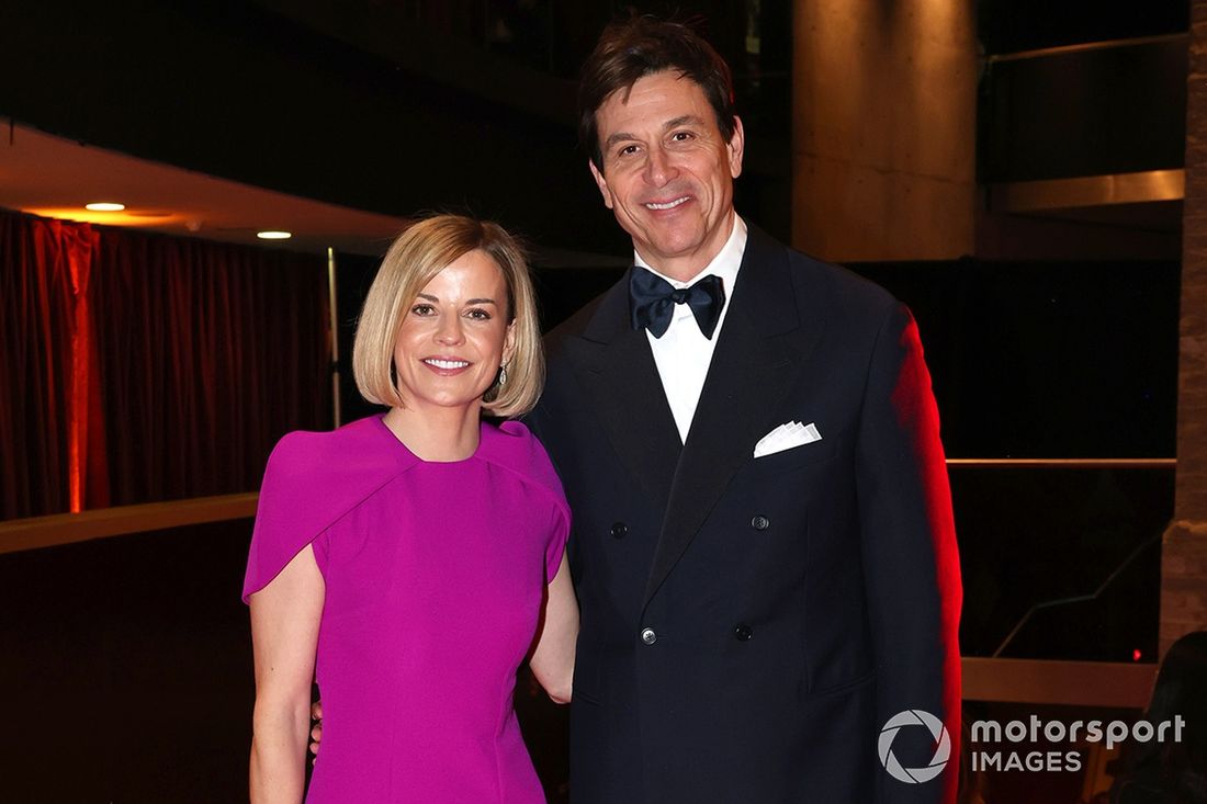 Toto Wolff, dyrektor zespołu i CEO, Mercedes-AMG F1 Team, oraz Susie Wolff, dyrektor zarządzająca, F1 Academy