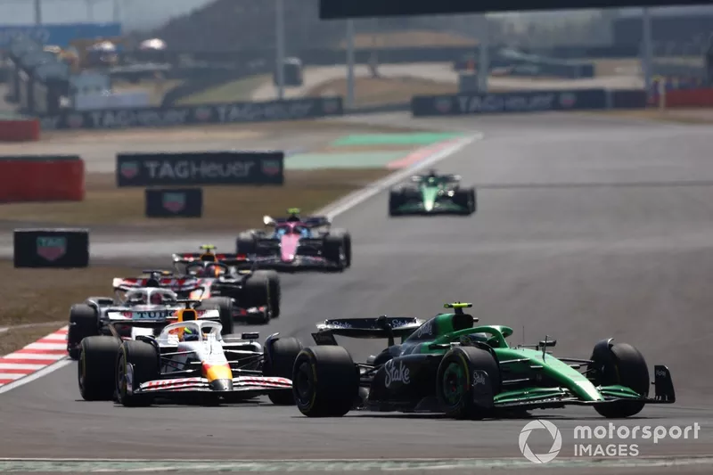 Esteban Ocon, Haas F1 Team, Isack Hadjar, RB F1 Team, Gabriel Bortoleto, Sauber F1 Team