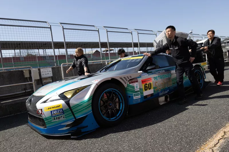#60 シンティアムLMcorsa LC500 GT