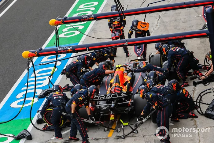 Budapest: Sergio Perez (Red Bull)