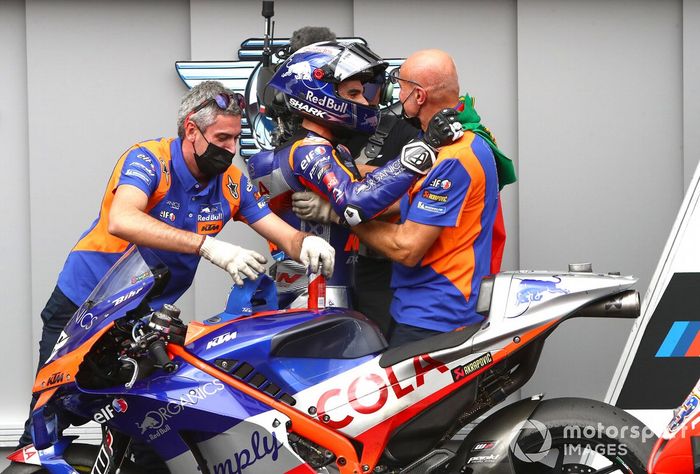 Ganador Miguel Oliveira, Red Bull KTM Tech 3