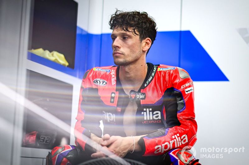 Lorenzo Savadori, Aprilia Racing Team
