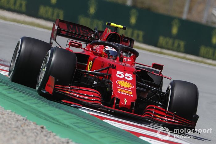 Carlos Sainz Jr., Ferrari SF21