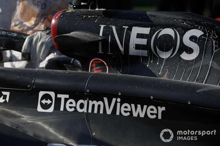 Retardante de llama en el coche retirado de George Russell, Mercedes F1 W14