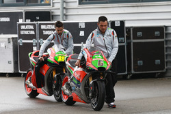 Le moto di Stefan Bradl, Aprilia Racing Team Gresini e Alvaro Bautista, Aprilia Racing Team Gresini