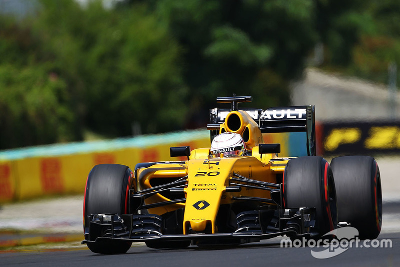 Kevin Magnussen, Renault Sport F1 Team RS16