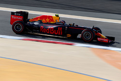 Даниил Квят, Red Bull Racing RB12