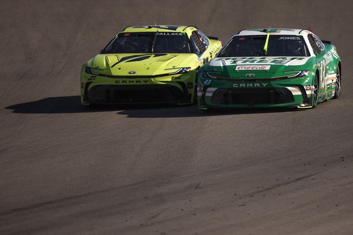 Bubba Wallace, 23XI Racing, Erik Jones, Legacy Motor Club