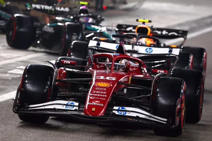 Charles Leclerc, Ferrari, Yuki Tsunoda, Red Bull Racing Team