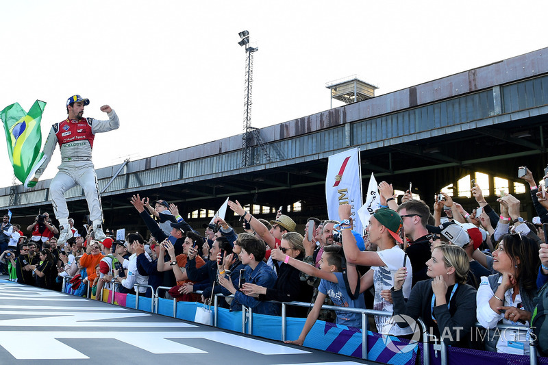 Lucas di Grassi, Audi Sport ABT Schaeffler, places 2nd