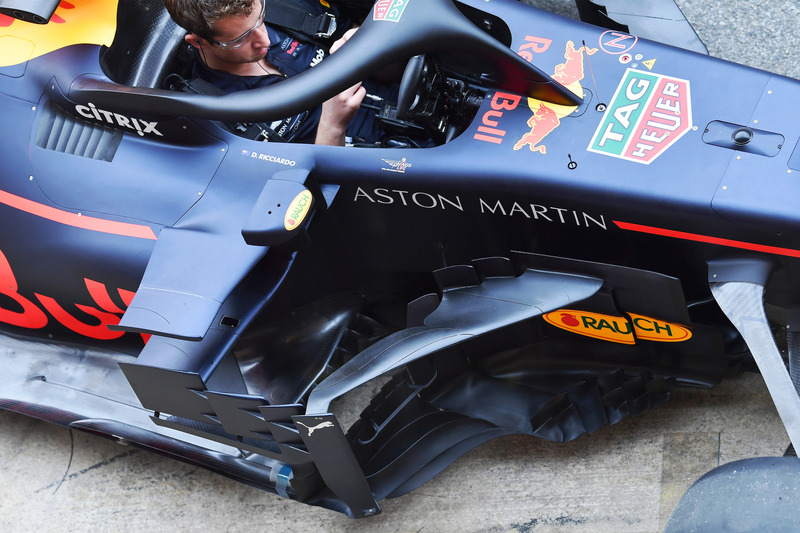 Red Bull Racing RB14 sidepod and barge board detail