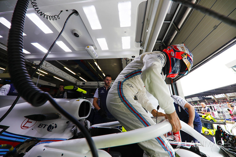 Robert Kubica, Williams FW41, wsiada do kokpitu