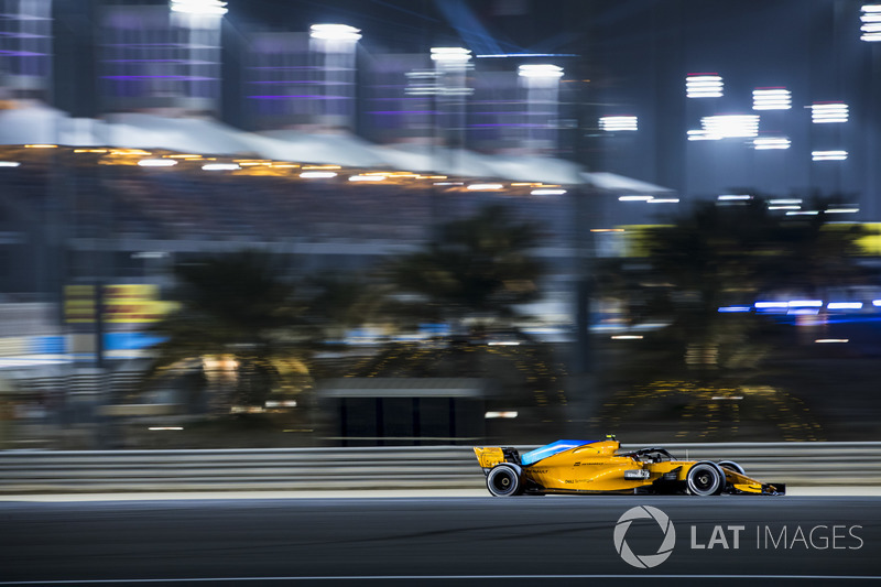 Stoffel Vandoorne, McLaren MCL33 Renault