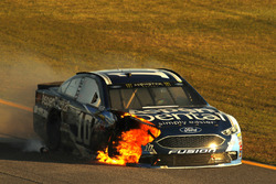 Crash: Danica Patrick, Stewart-Haas Racing Ford
