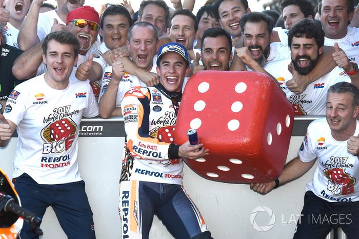 Campeón del mundo Marc Márquez, Repsol Honda Team celebra