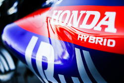 Logo Honda sur la Toro Rosso STR13