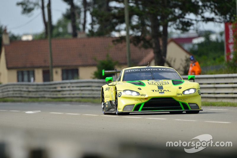 #97 Aston Martin Racing Aston Martin Vantage AMR: Alex Lynn, Maxime Martin, Jonathan Adams