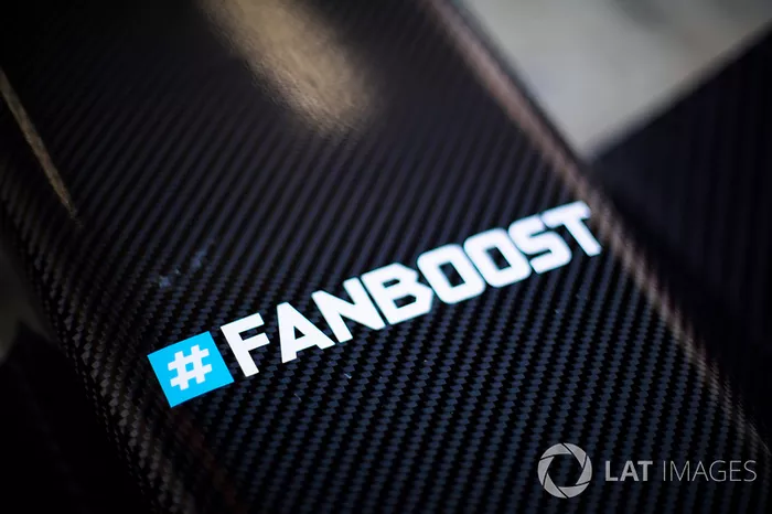 #fanboost logo