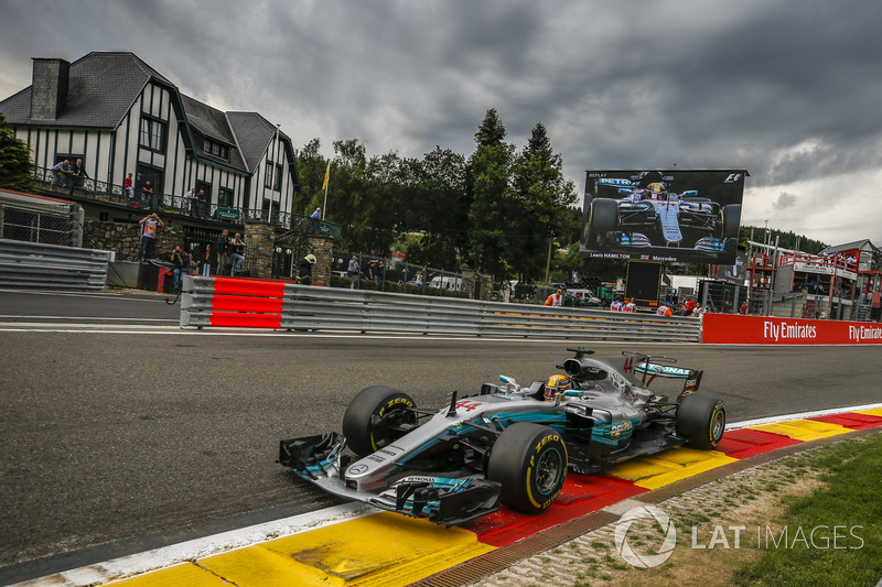 Lewis Hamilton, Mercedes-Benz F1 W08