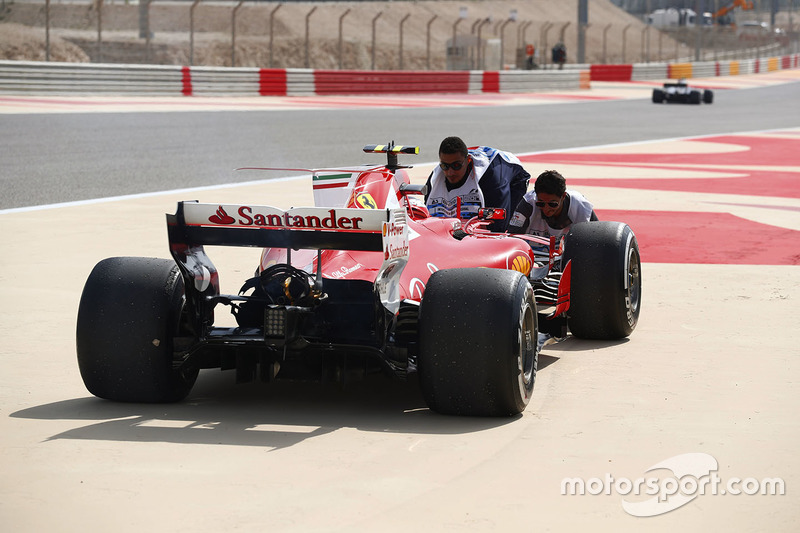 Car of Kimi Raikkonen, Ferrari SF70H, after he suffers engine problems