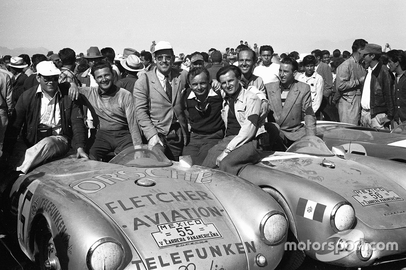 Porsche at the 1954 Panamericana