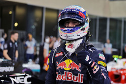 Даніель Ріккардо, Red Bull Racing святкує своє третє місце в кваліфікації в закритому парку