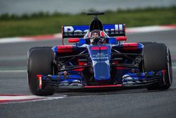 Daniil Kvyat, Scuderia Toro Rosso STR12