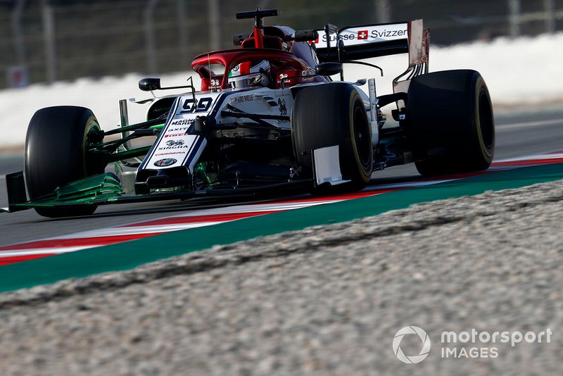 Antonio Giovinazzi, Alfa Romeo Racing C38 con parafina en el alerón delantero