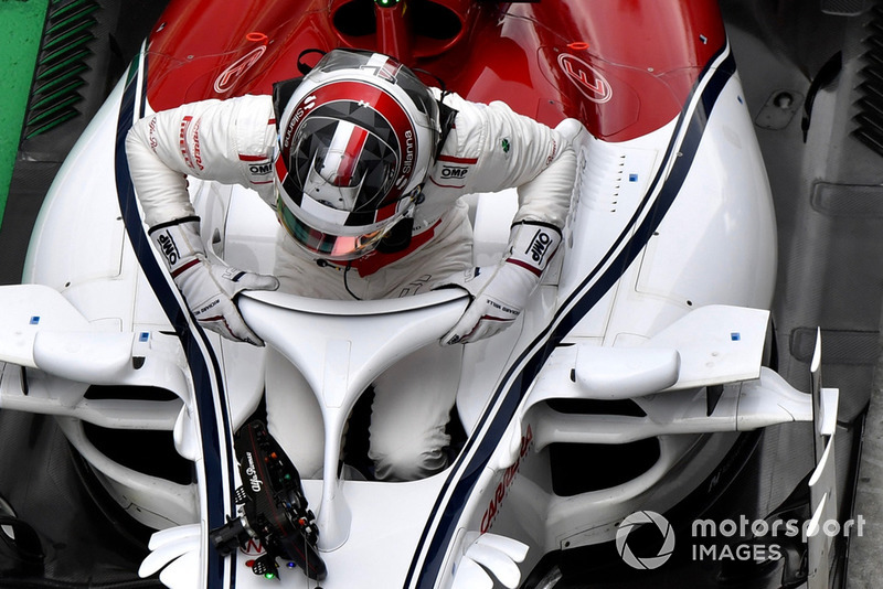 Charles Leclerc, Sauber C37 dans le Parc Fermé