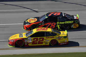 Martin Truex Jr., Furniture Row Racing, Toyota Camry Bass Pro Shops/5-hour ENERGY