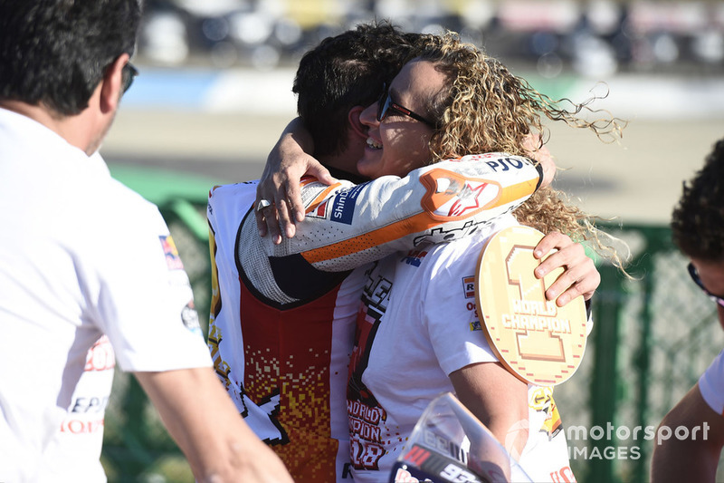 Marc Marquez, Repsol Honda Team, con la madre