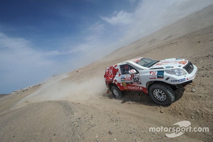 #352 Foj Motorsport: Xavier Foj, Nacho Santamaría