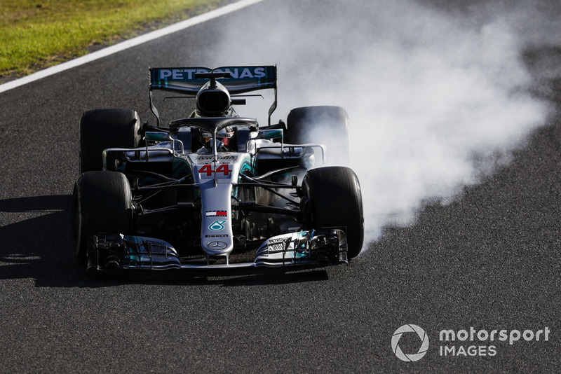 Lewis Hamilton, Mercedes AMG F1 W09, bloquea