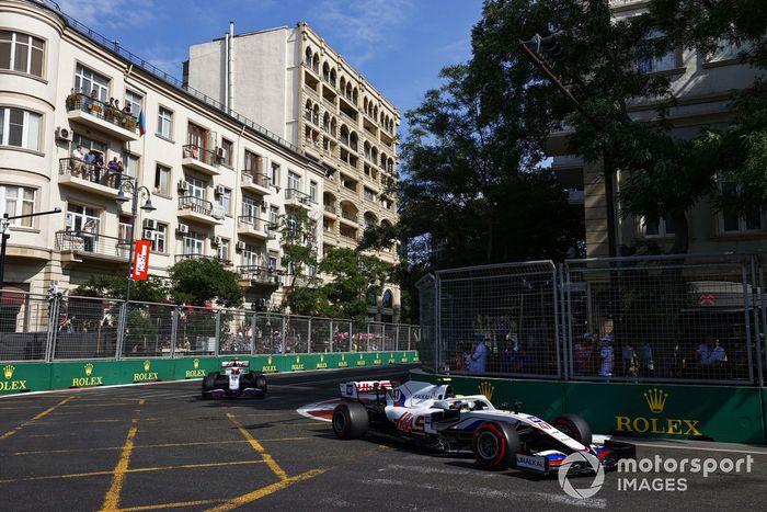 Mick Schumacher, Haas VF-21, Nikita Mazepin, Haas VF-21
