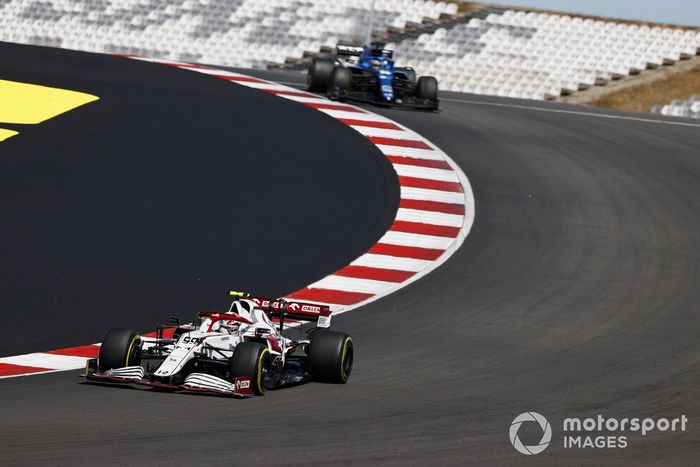 Antonio Giovinazzi, Alfa Romeo Racing C41, Fernando Alonso, Alpine A521