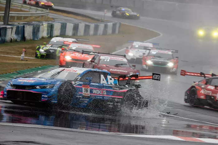 #16位 アルタ無限 シビックタイプR-GT