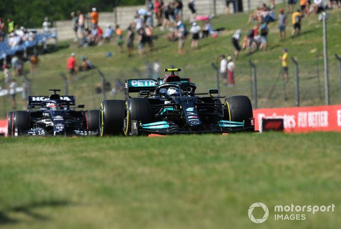 Valtteri Bottas, Mercedes W12, Yuki Tsunoda, AlphaTauri AT02