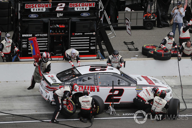 Brad Keselowski, Team Penske, Ford Fusion Discount Tire
