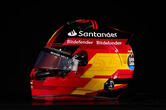 Casco de Carlos Sainz, Ferrari