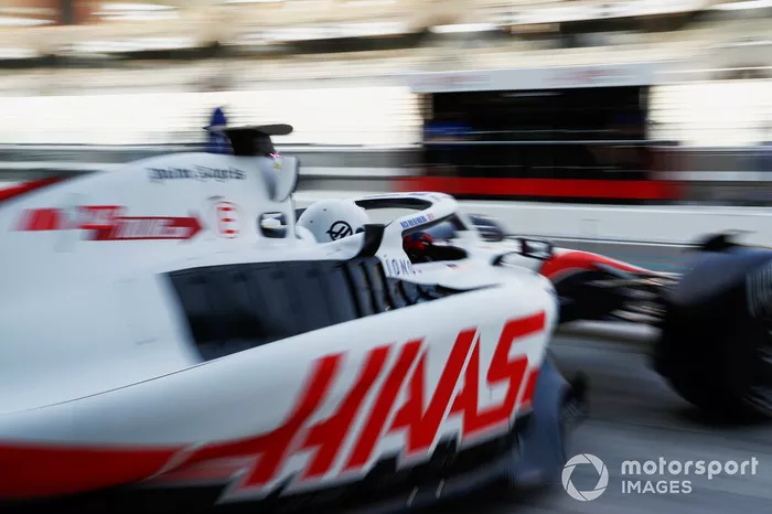 Nico Hulkenberg, Haas VF-22 