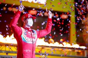 Kyle Busch, Joe Gibbs Racing, Toyota Camry Skittles Zombie