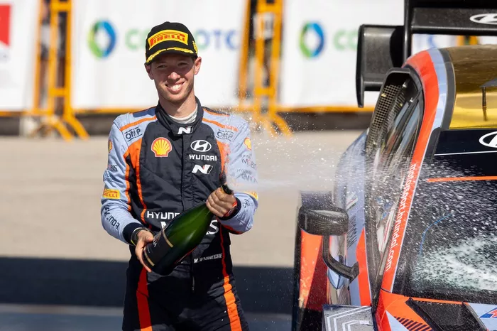 Podio: Martijn Wydaeghe, Hyundai World Rally Team